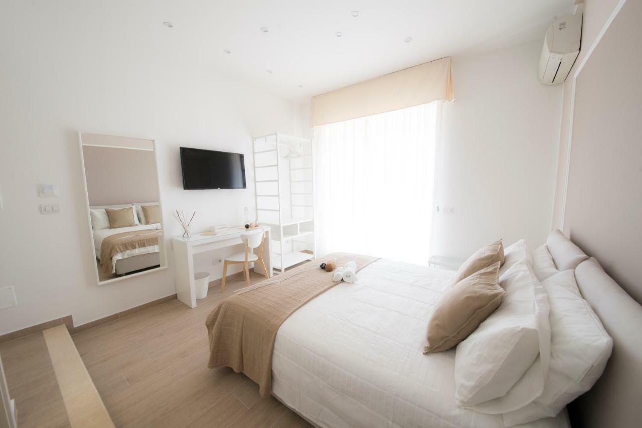 Cherie B&B - Salerno Exteriör bild