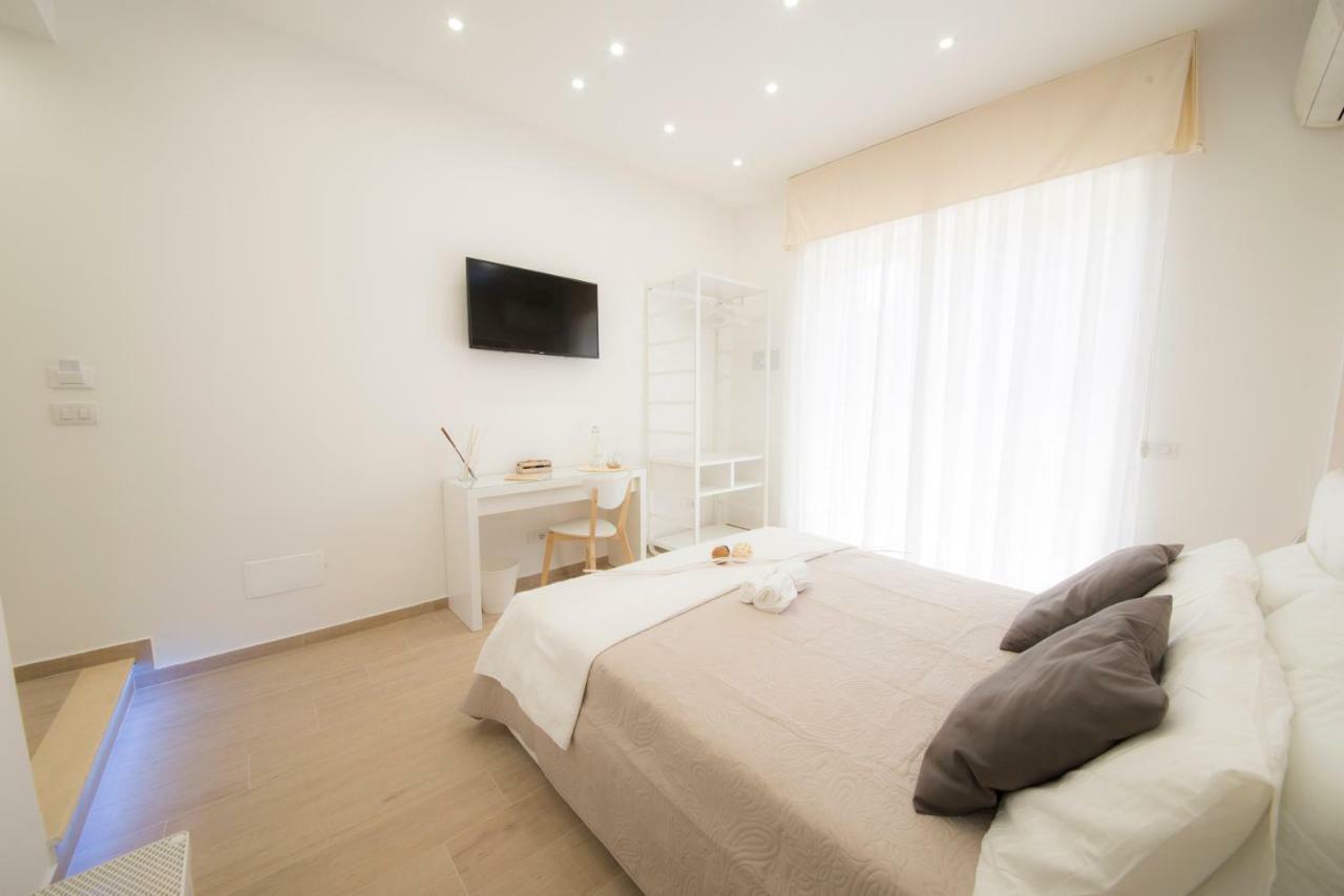 Cherie B&B - Salerno Exteriör bild